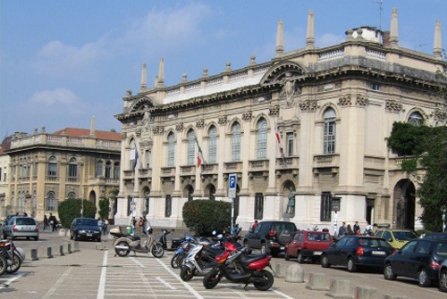Sondaggio della settimana: lezioni in inglese al Politecnico, cosa ne pensi?