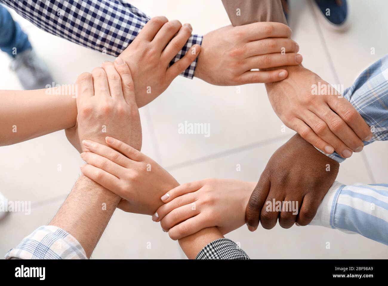 Mani-unite