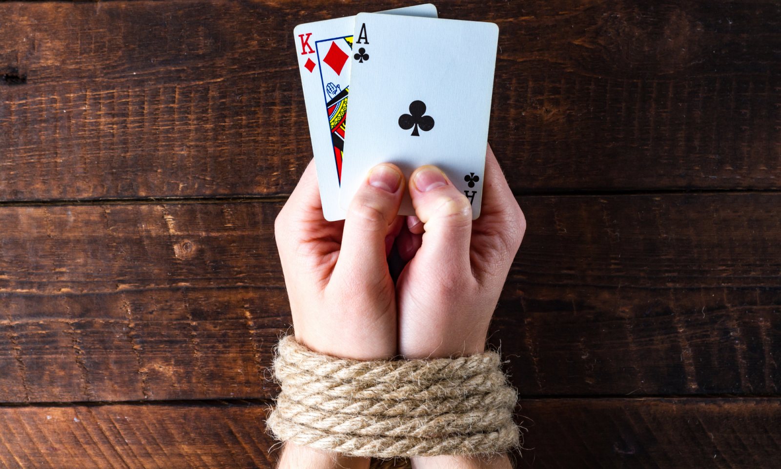 ludopatia-dipendenza-poker